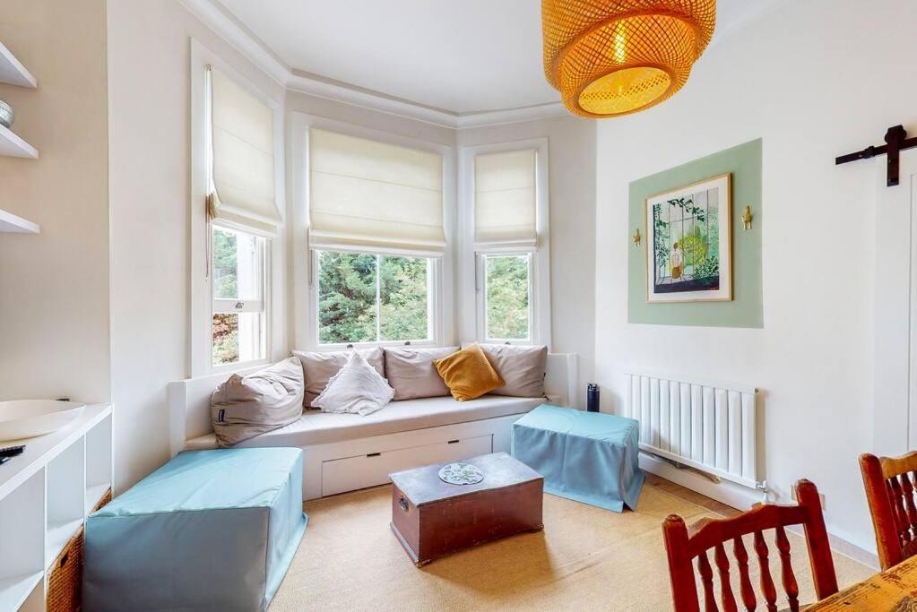 Appartamento Beautiful 1 Bedroom In Shepards Bush Londra